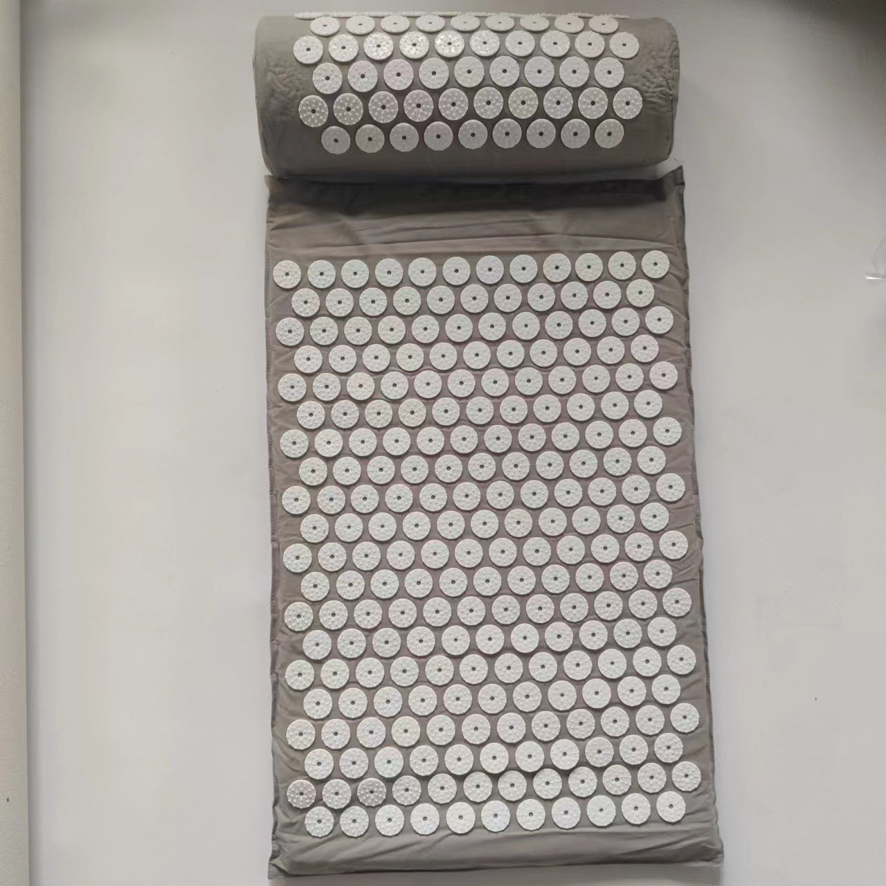 Acupuncture massage mat